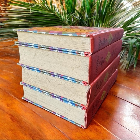 Vintage “Classics to Grow On” 4-Book Set | Wizard of Oz, Sherlock Holmes & more - Picture 6 of 13